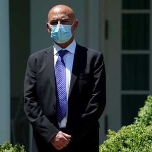 السلاوي ذكر أنه سيتم توزيع 50 إلى 80 مليون جرعة في يناير