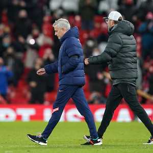 مورينيو وكلوب.. مواجهة داخل الملعب وخارجه