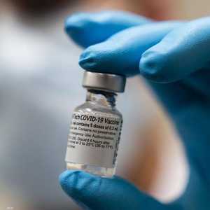 عدة دول في العالم بدأت تلقيح مواطنيها ضد كورونا