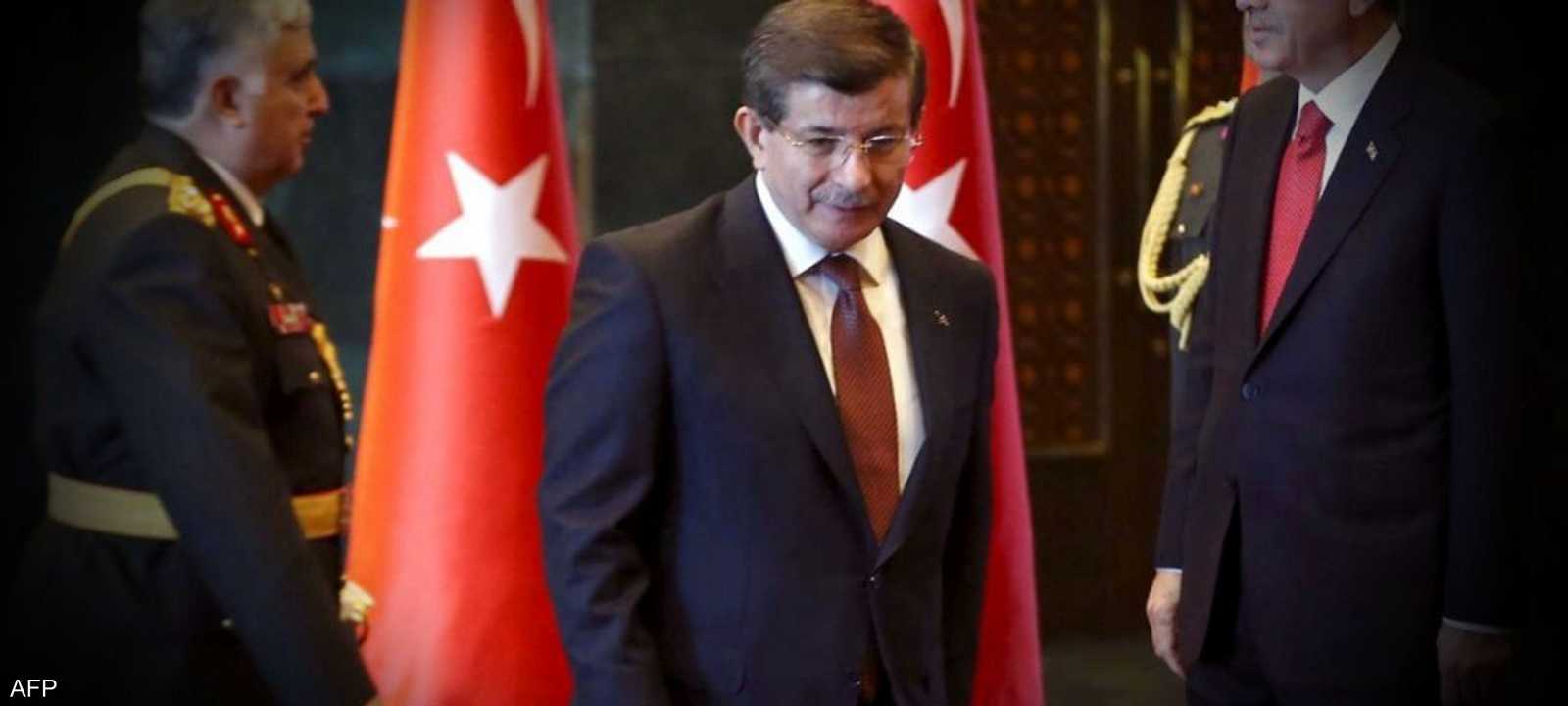 أحمد داوود أوغلو صعد هجومه على أردوغان مؤخرا