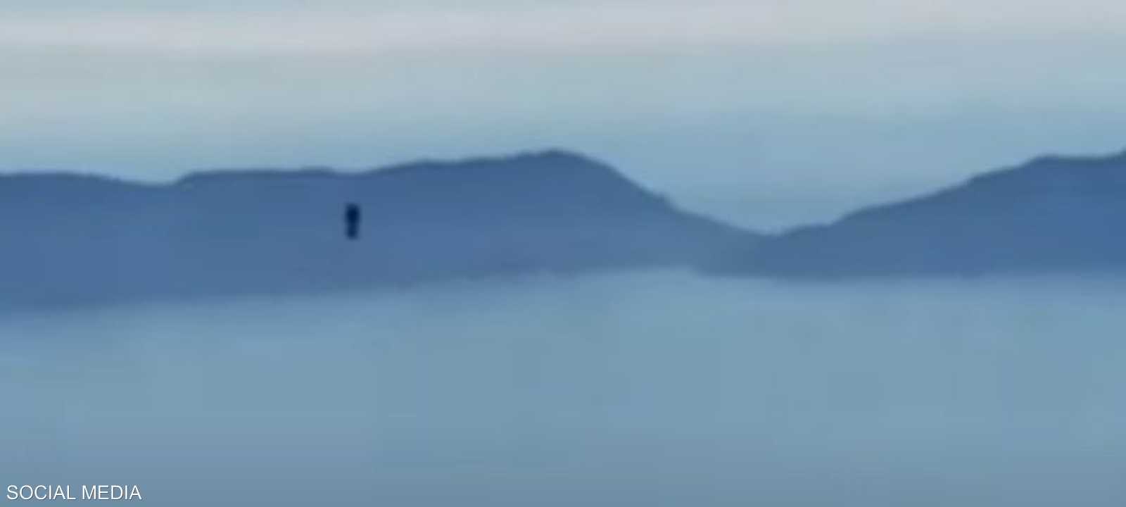 الجسم النفاث الذي رصد فوق ساحل كاليفورنيا