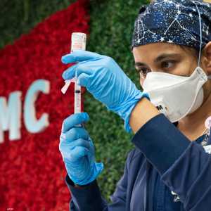 عدة دول في العالم بدأت التلقيح ضد كورونا