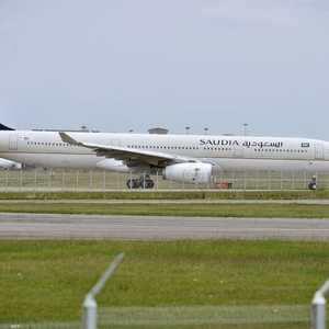 التعليق جاء تحسب من سلالة كورونا المتحورة.