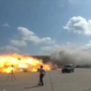 الهجوم الذي استهدف مطار عدن