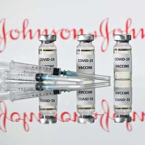 اللقاح الذي تعمل عليه جونسون أند جونسون يأتي بجرعة واحدة