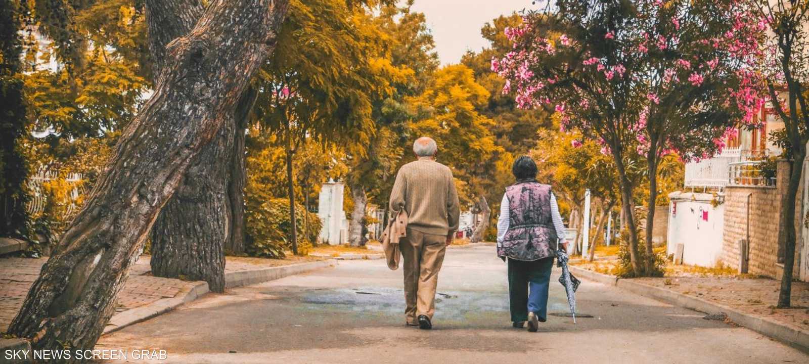 المشي البطئ قد يكون دليلا على الخرف