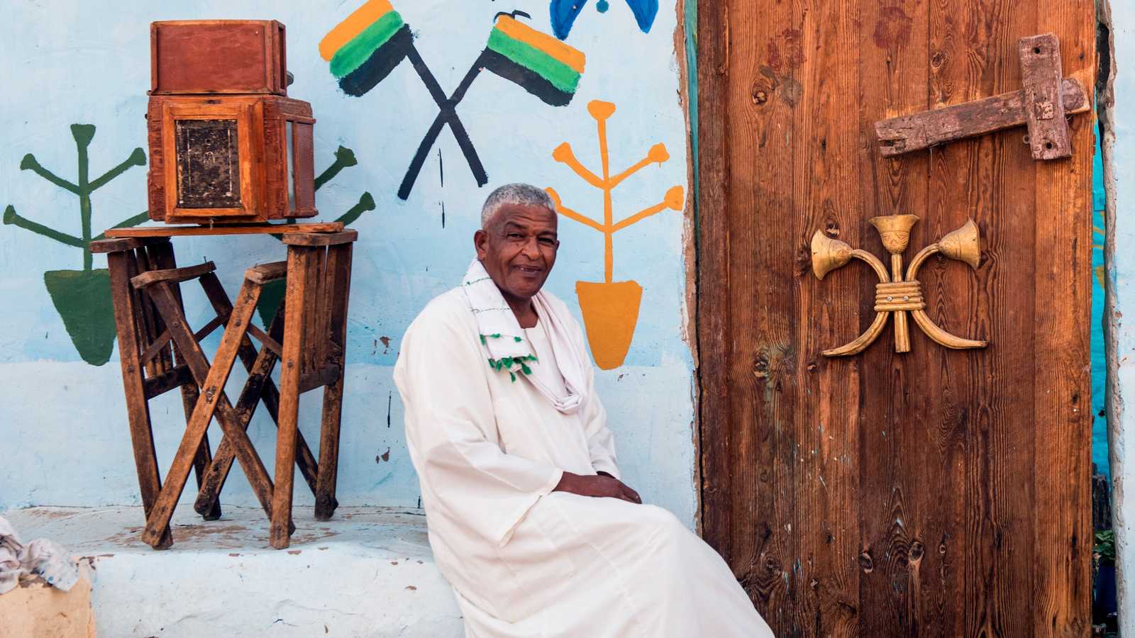 عاشق التحف روى قصته لسكاي نيوز عربية (تصوير/ جلال المسري)