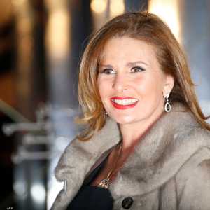 نقيب الممثلين المصريين يكشف حالة النجوم مصابي كورونا