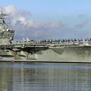 حاملة الطائرات الأميركية نيميتز