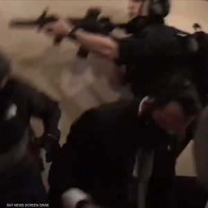 إصابة امرأة بالرصاص داخل الكونغرس