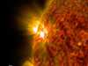 البقع الشمسية هي مناطق مظلمة وباردة على سطح الشمس