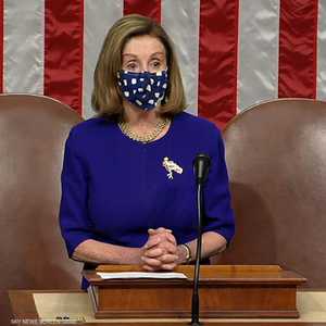 مشروع قرار في مجلس النواب يدعو مايك بنس لعزل ترامب