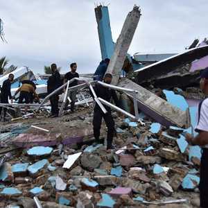 الزلزال قوته 6.2 درجة أسفر عن مقتل 7 أشخاص على الأقل