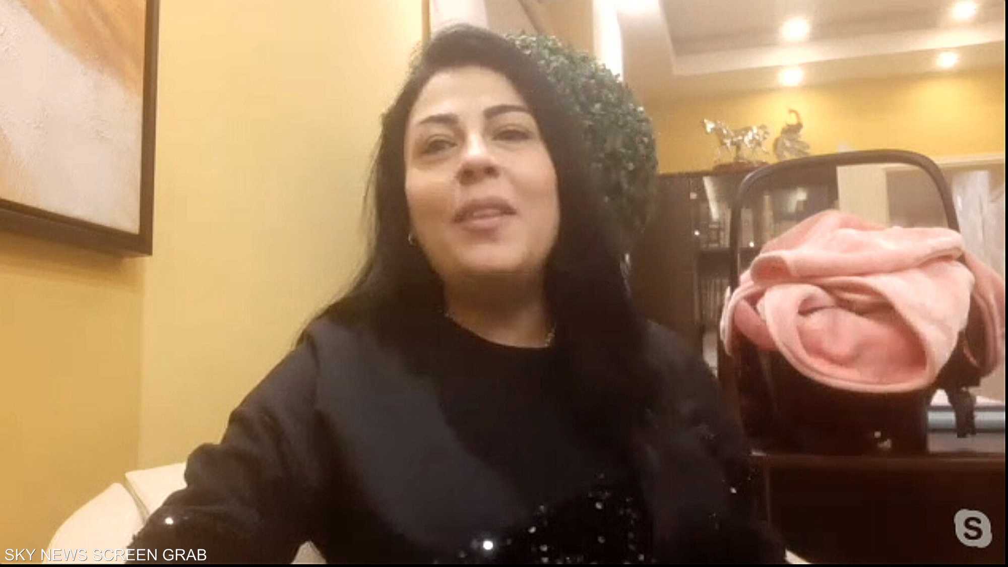 غنى بيات.. زوجها اختطف طفلها الرضيع وقصتها ملأت تويتر