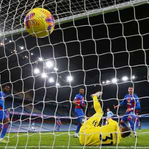 جون ستونز يسجل الهدف الثالث لمان سيتي