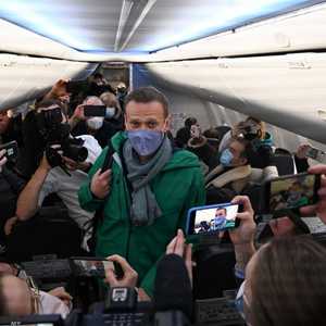 المعارض أليكسي نافالني في رحلة العودة إلى روسيا