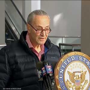 شومر لم يعلق على صفقة الأسلحة الأميركية الأخيرة لإسرائيل