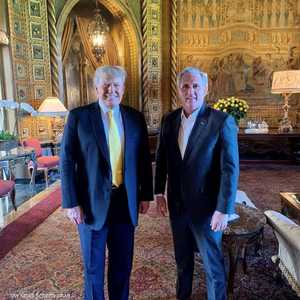 ترامب يبحث مع مكارثي التجديد النصفي لمجلس النواب في 2022