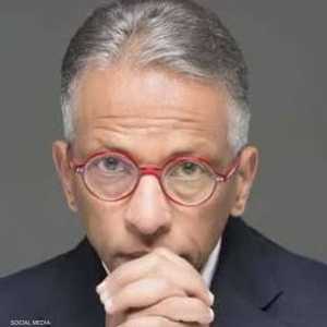 مصفف الشعر الشهير في مصر محمد الصغير