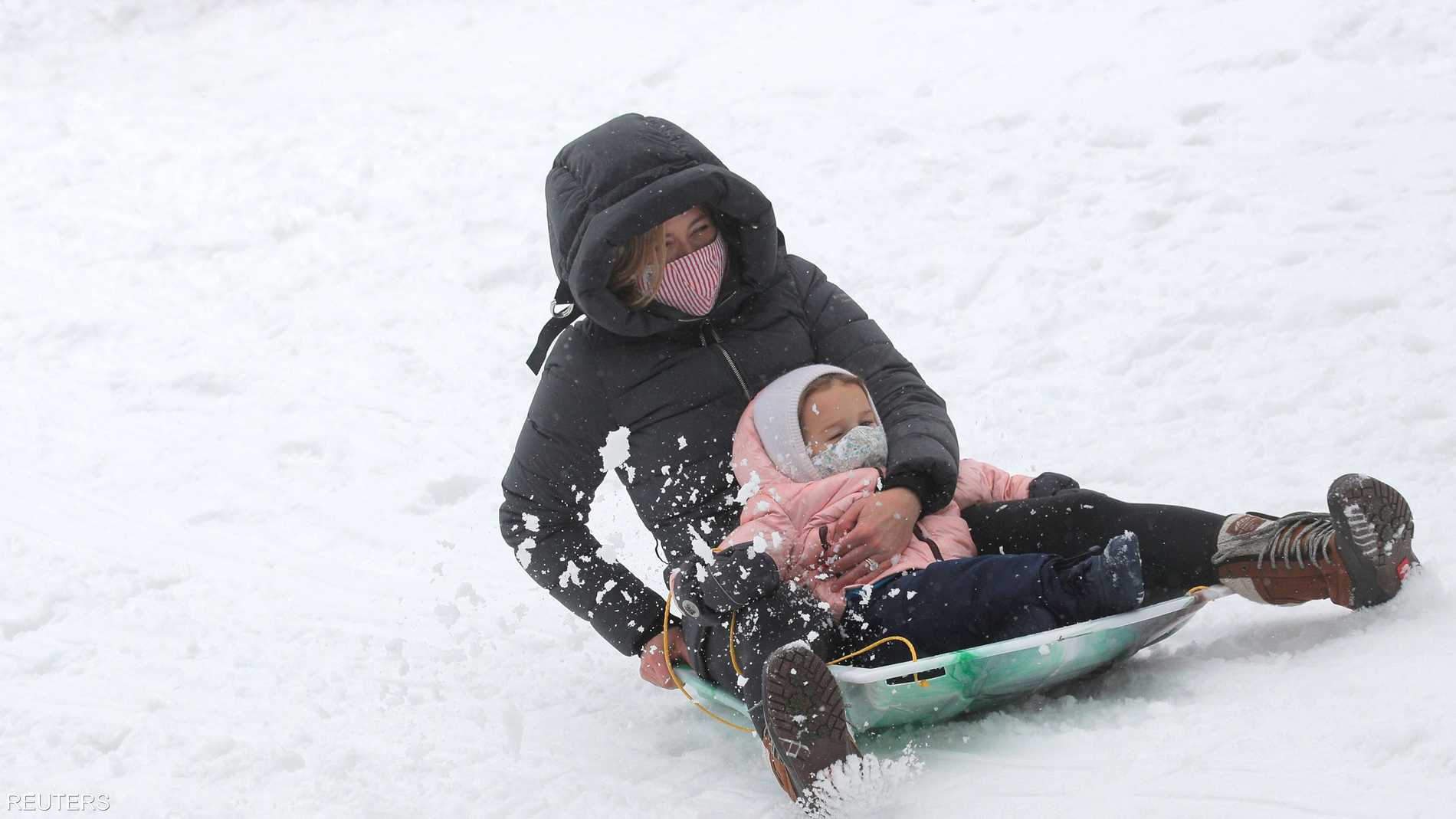 عاصفة قطبية تجتاح وسط وشمال شرق أميركا 