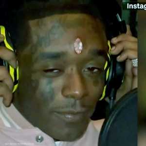 من فيديو لمغني الراب وتظهر في جبهته الماسة الثمينة