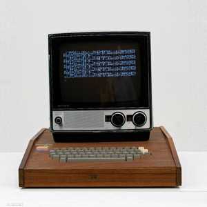 جهاز أبل-1 مع تلفزيون سوني 115 بحسب توصية جوبز