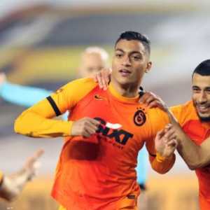 مصطفى محمد تألق في ديربي غلطة سراي وفنربخشة