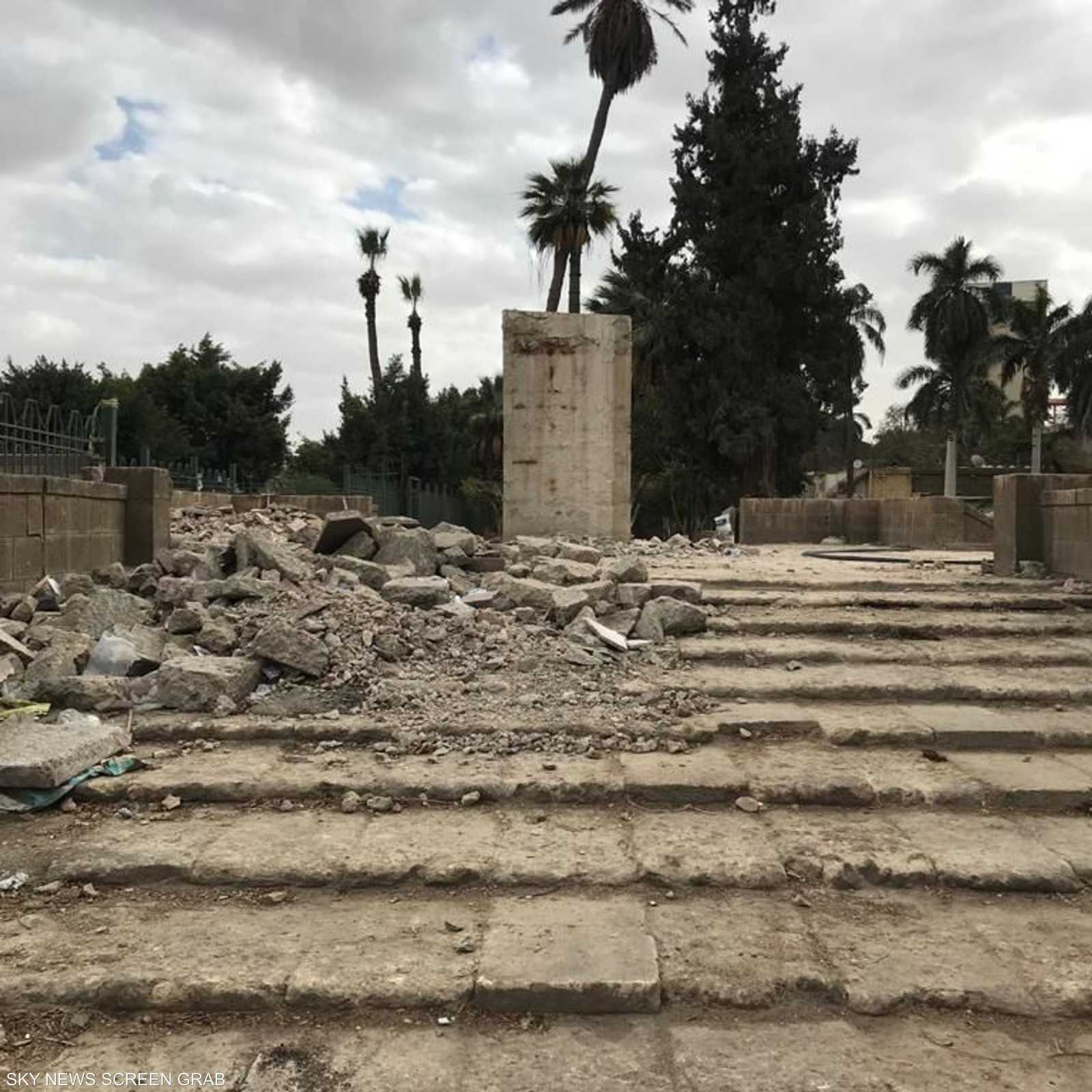 لقطة تظهر الحالة التي أصبحت عليها حديقة المسلة