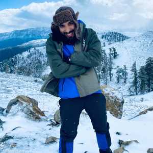 مصطفى الفكاك المعروف باسم "سوينغا"