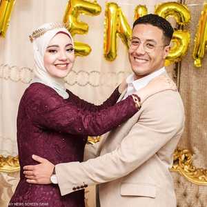 طبيبان مصريان يعقدان قرانهما في "الفالنتاين"