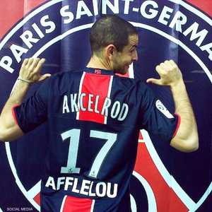 غريغوري أكسيلرود بقميص باريس سان جرمان