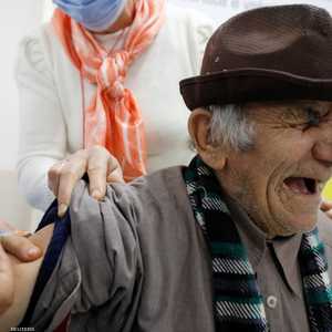 إيطاليا تعاني شحا في شحنات اللقاح في البلاد