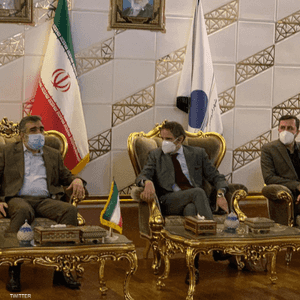 مدير الوكالة الدولية للطاقة الذرية يصل إلى طهران