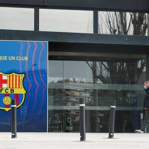 الشرطة الإسبانية تقتحم مقر برشلونة