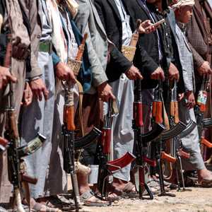 الحوثي قريب من العودة لقائمة الإرهاب