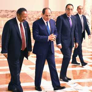 السيسي أثناء لقاء سابق مع رئيس الوزراء السوداني