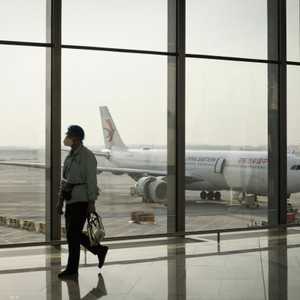 المسحة الشرجية إلزامية لغالبية المسافرين إلى الصين