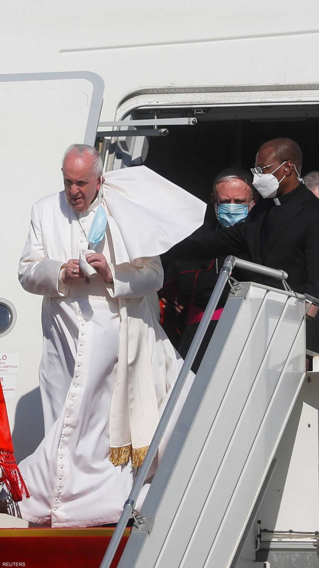 وصل البابا فرنسيس إلى بغداد الجمعة في زيارة تاريخية