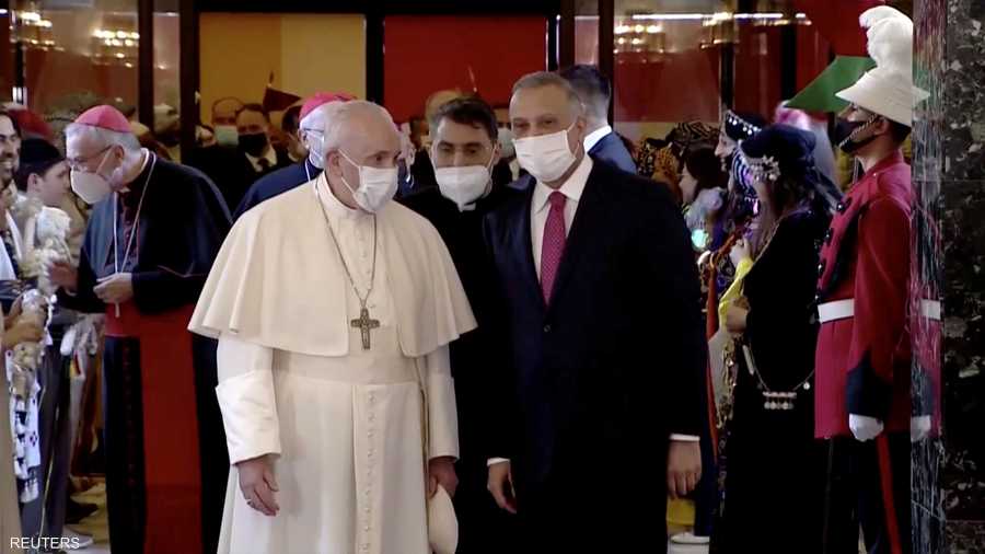 رئيس الوزراء العراقي مصطفى الكاظمي استقبل بابا الفاتيكان