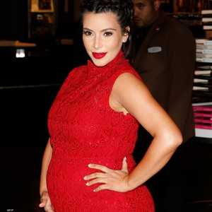 الفنانة كيم كارداشيان