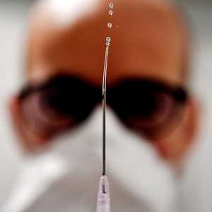 تعاني نسبة كبيرة من الناس من الخوف من الإبر