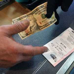 أرشيفية.. كيفن فاز بـ250 ألف دولار باليانصيب