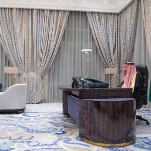 الملك سلمان بن عبدالعزيز خلال ترؤسه جلسة الحكومة