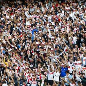 جماهير نادي الزمالك المصري في إحدى المباريات.