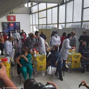 جانب من حملة التلقيح في تونس