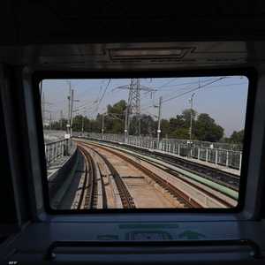 القطار الخارج عن السيطرة سار في الخط المعاكس