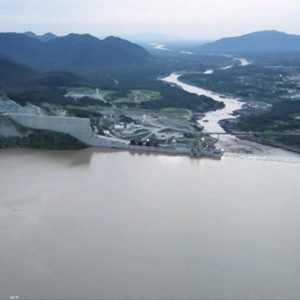 أثيوبيا ترفض الوساطة الرباعية بشأن مفاوضات سد النهضة.