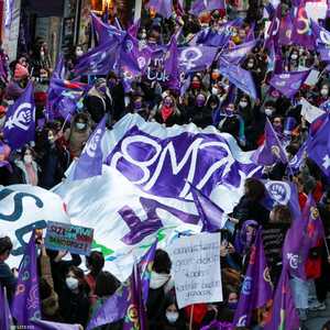 تظاهرة عارمة في إسطنبول في يوم المرأة العالمي