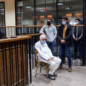 إحدى جلسات محاكمة محمود عزت القيادي بالإخوان