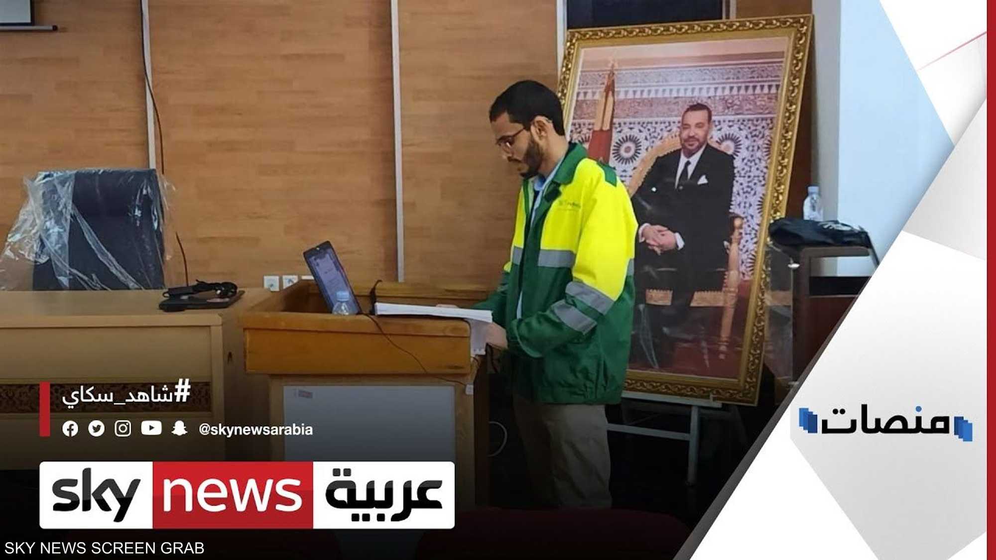 الطالب الذي ناقش الدكتوراه بزي عامل نظافة يروي التفاصيل